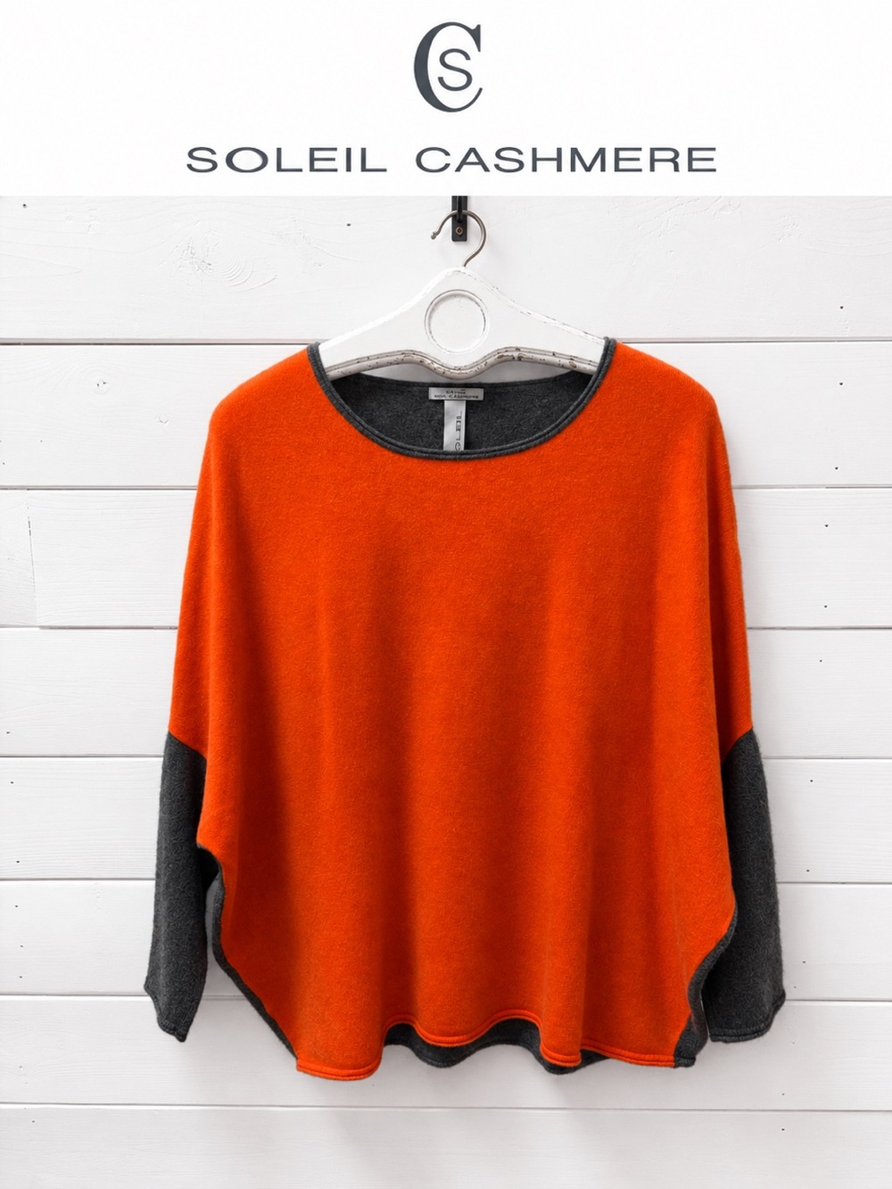 Soleil Cashmere Oversized Cashmere Sweater – Orange & Charcoal – Size M